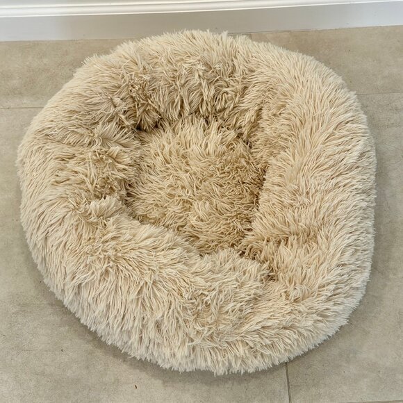 Active Pets Donut Dog Bed – Small (23") – Beige – Brand New in Box - Sealed - Picture 2 of 6